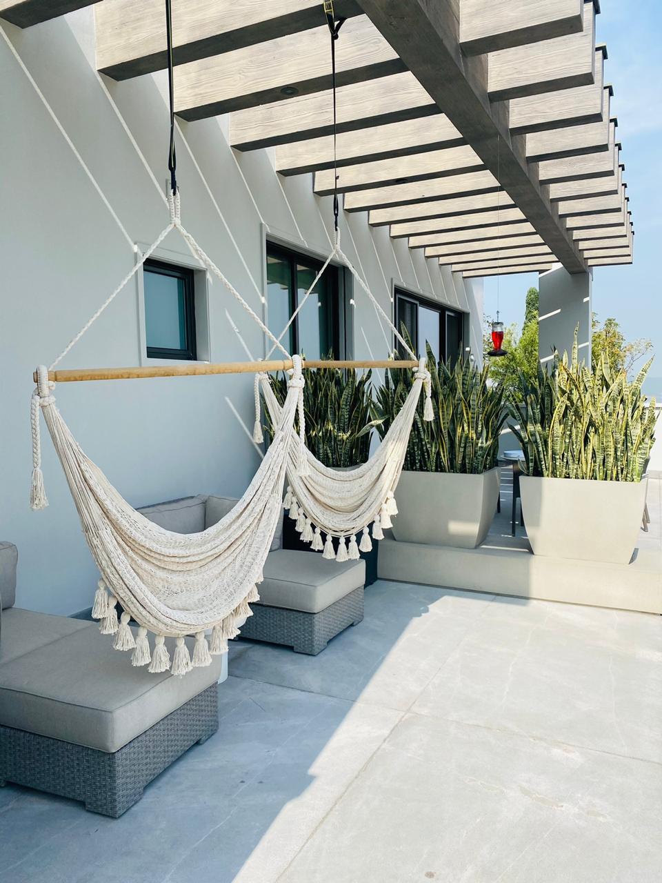 single swing